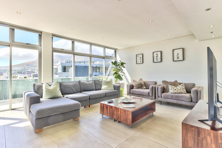 2 Bedroom Property for Sale in Cape Town City Centre Western Cape
